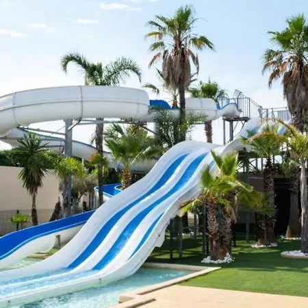 Domaine De Tamaris, A 600m De La Plage, Animations Piscines En Supplement , Climatisee Avec 2 4 Couchages, Wifi Lrtam4i Villa