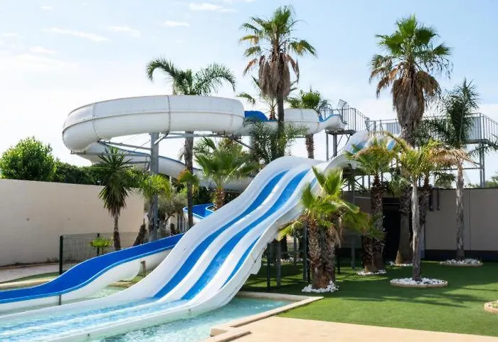Domaine De Tamaris, A 600m De La Plage, Animations Piscines En Supplement , Climatisee Avec 2 4 Couchages, Wifi Lrtam4i 别墅