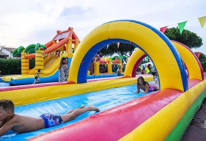 别墅 Domaine De Tamaris, A 600m De La Plage, Animations Piscines En Supplement , Climatisee Avec 2 4 Couchages, Wifi Lrtam4i *