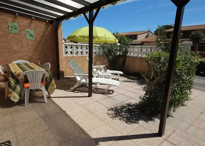 别墅 Domaine De Tamaris, A 600m De La Plage, Animations Piscines En Supplement , Climatisee Avec 2 4 Couchages, Wifi Lrtam4i